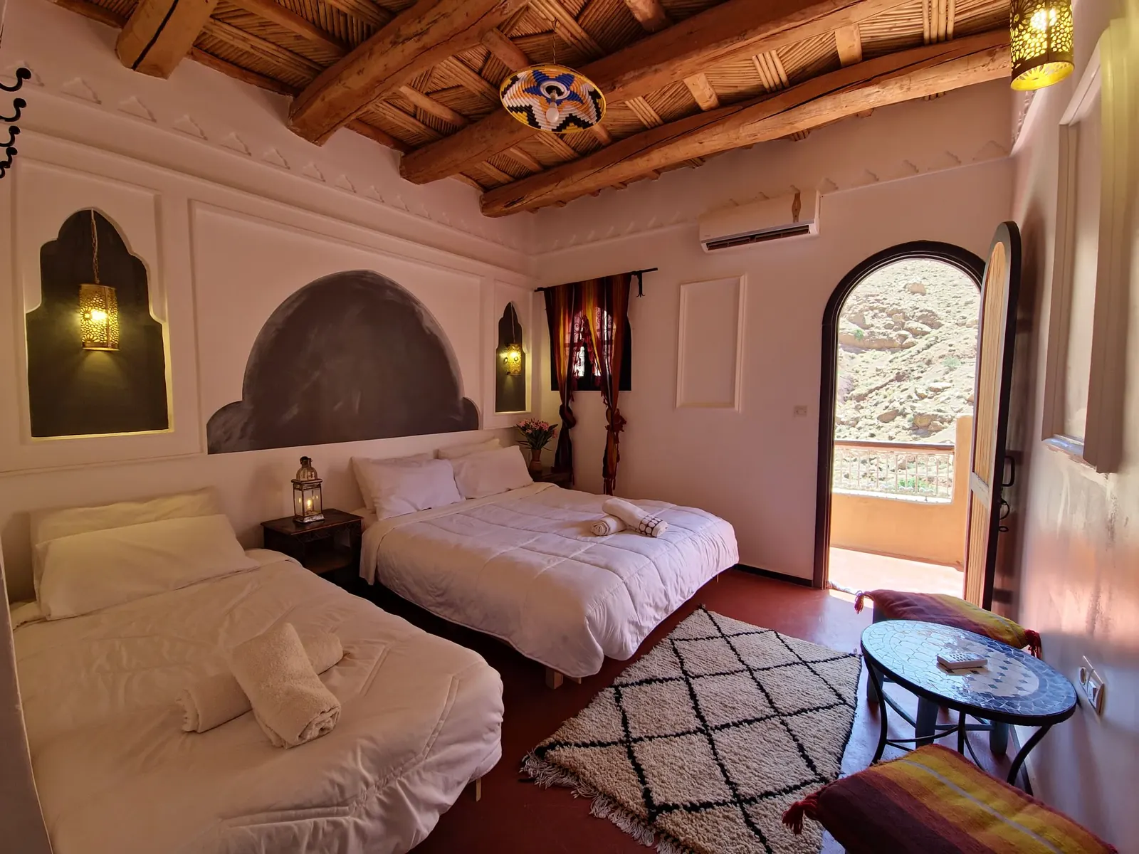 Tafokte Quadruple Room — Hotel Gorge Dadès, Dades Valley, Morocco